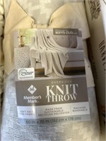 MM knit throw 60x70