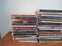 Lot of 30 CDs
