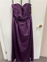 Bridesmaid Dress - Grape. Has Pockets. SIZE 18W