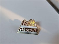 Keystone pin