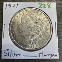 1921 MORGAN SILVER DOLLAR