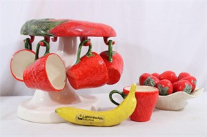 Vtg. Strawberry Mugs & Holder, D?cor. Berry Bowl