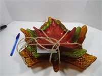 BEAUTIFUL SET OF 3 GLASS "LEAF CANDY DISHES"