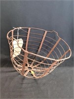 Primitive Wire Form Basket