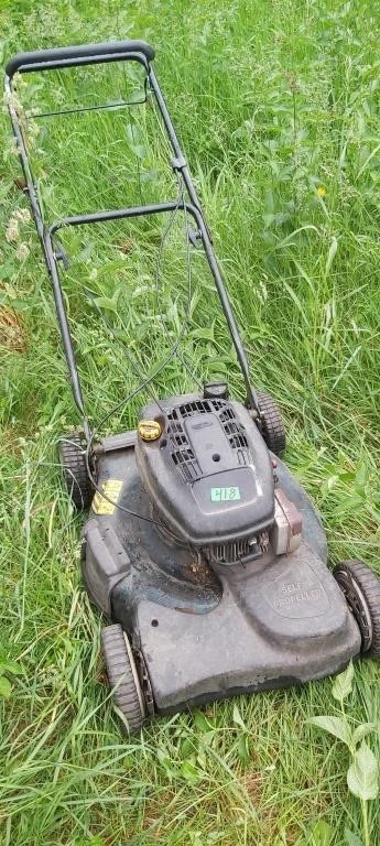Yard Works gas lawnmower (Self Propelled)