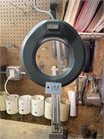 Lighted Magnifying Glass