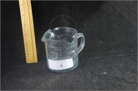Vintage Glass Measuring Cup with Spouts