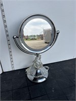 Lighted magnifying vanity mirror