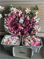 FLOWER WALL PANELS W/ EXTRA FLOWERS BINS, FLORAL