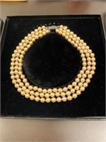 Franklin Mint Jackie's Pearls
