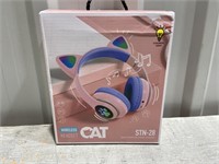 CAT Wireless HEadphones