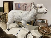 Sheep statue damaged