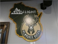 Coors Light Milwaukee Bucks sign