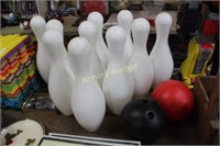 TOY BOWLING GAME