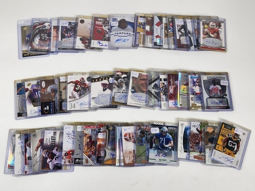 ASSORTED LOT OF FOOTBALL AUTO CARDS