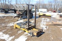 CAT 3PT 3-Stage Fork Lift mast, Has 48" Forks, and