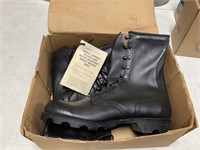 Size 10.5 New Combat Boots