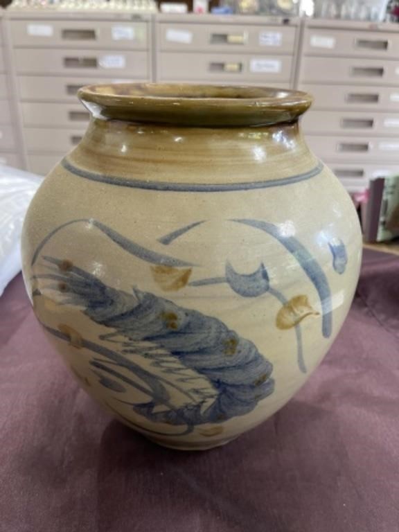 Large Blue brown flower pottery Crock