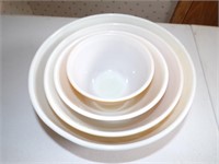 Pyrex mixing bowls