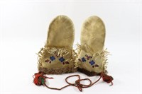 CREE - Hand Crafted, Beaded, Woven Lined Mittens