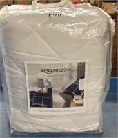 Amazon Basics Comforter 78”x80”