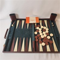 Vintage Backgammon Set w Bakelite Chips
