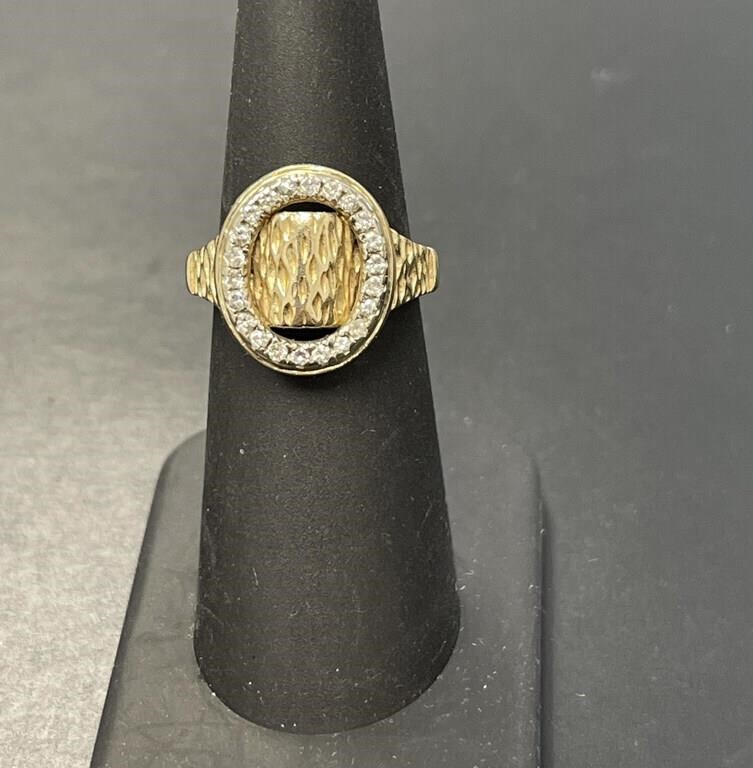 14 KT Gold and Diamond Ring