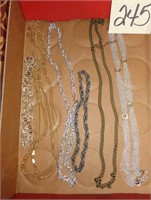 Jewelry – Necklace Lot