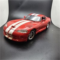 Dodge Viper GTS Coupe  -1/18-  Maisto