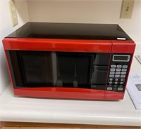 Microwave, 700 Watt microwave