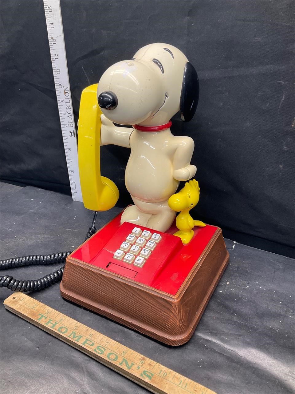 Vintage snoopy & Woodstock  phone