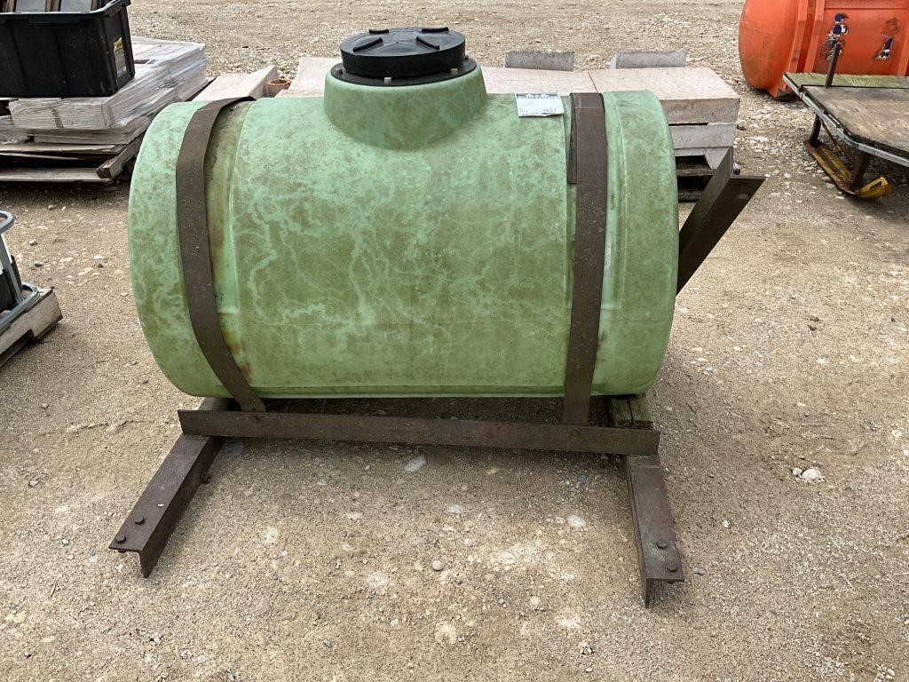 Water Tank And Bracket