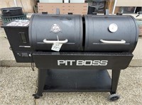Pit Boss BBQ Smoker runs of wood chips