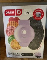 Dash Multi Plate Mini Maker w/ 7 Removable Plates