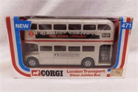 1976 Corgi London Transport silver jubilee bus