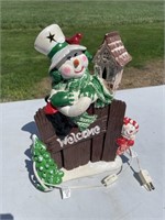 Lineup ceramic snowman