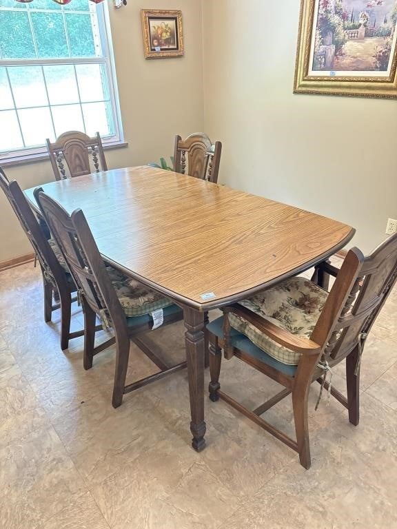 1980'S STYLE DINING TABLE AND 6 CHAIRS