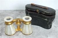ANTIQUE AB GRISWOLD OPERA GLASSES W/LEATHER CASE
