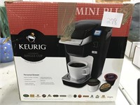 Like New Kerig Single Cup Coffee Maker