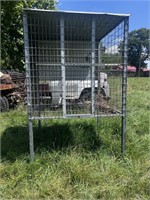 Metal animal enclosure, 5’ x 5’ x 5’ (on top with