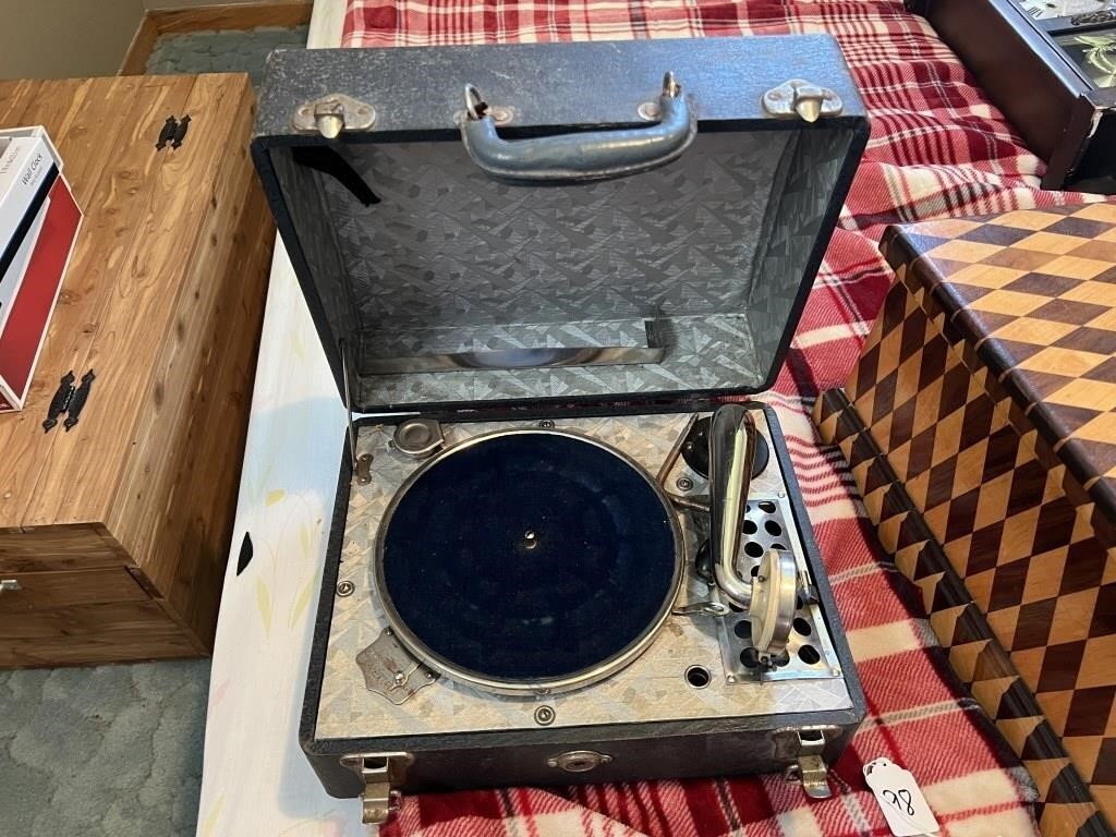 Vintage Phonograph and 78s