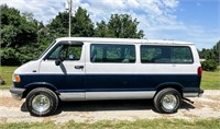 1995 Dodge Ram 2500 V8 Magnum Passenger Van