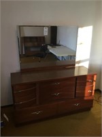 Bedroom set- Dresser/w mirror, Chest, Single & DBL