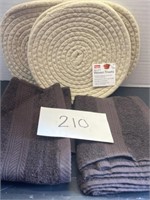 Woven trivets and hand towels