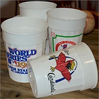 4 Vintage 1982 World Series Plastic Cups