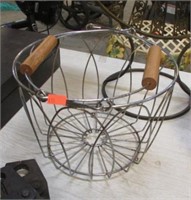 WIRE EGG BASKET