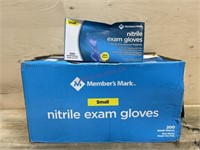 10-200 pack small nitrile exam gloves