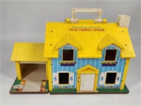VINTAGE FISHER PRICE FAMILY HOUSE