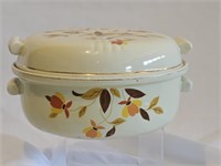 NICE VTG HALL'S SUPERIOR CASSEROLE DISH WITH LID