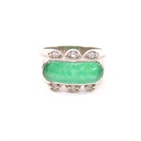 STERLING SILVER RING W/ JADE GREEN STONE SZ:10